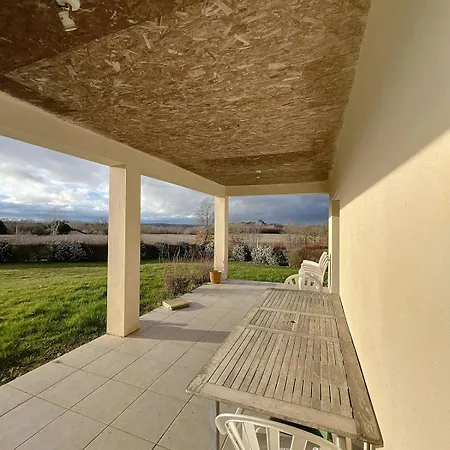 Maison Spacieuse Au Coeur Des Vignes Gersoises Cazeneuve